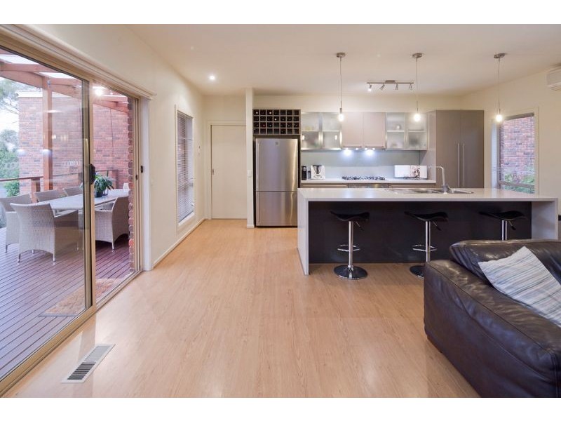 8 Tindal Court, Frankston South VIC 3199