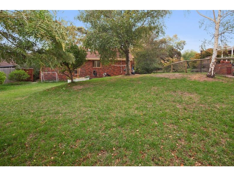 8 Tindal Court, Frankston South VIC 3199