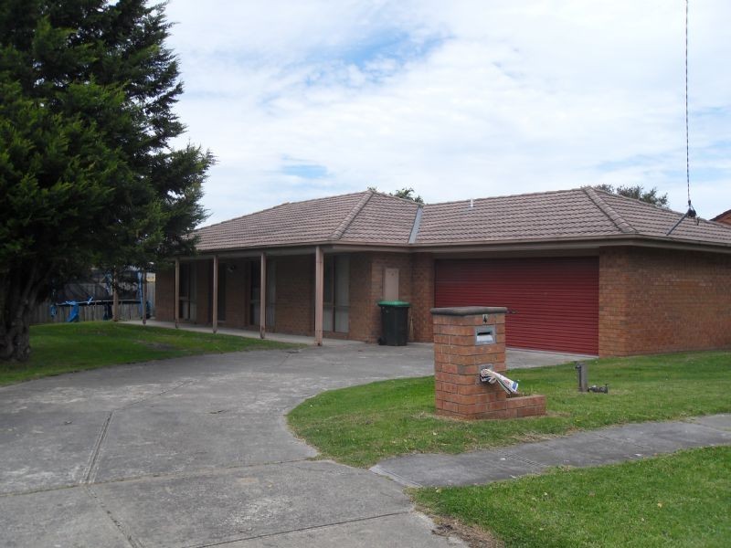 4 Trimble Drive, Langwarrin VIC 3910