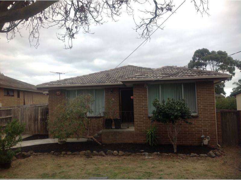 76 CENTENARY STREET, Seaford VIC 3198