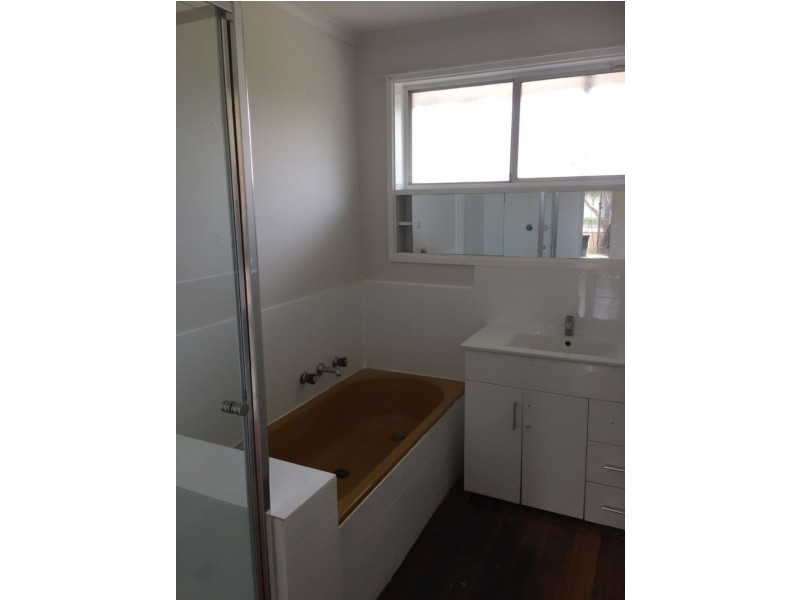 76 CENTENARY STREET, Seaford VIC 3198