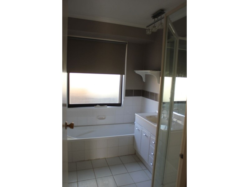 2 Prasino court, Carrum Downs VIC 3201