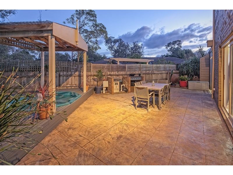 5 Saligna Court, Langwarrin VIC 3910