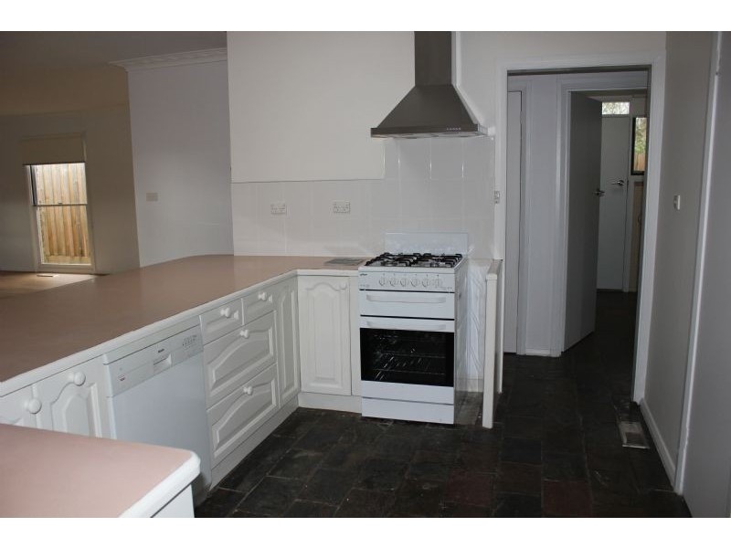 50 Aqueduct Road, Langwarrin VIC 3910