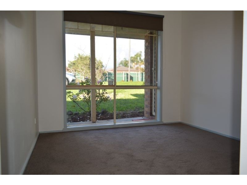 65 McClelland Drive, Skye VIC 3977