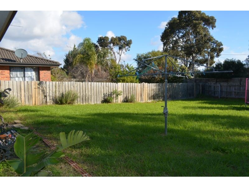 65 McClelland Drive, Skye VIC 3977