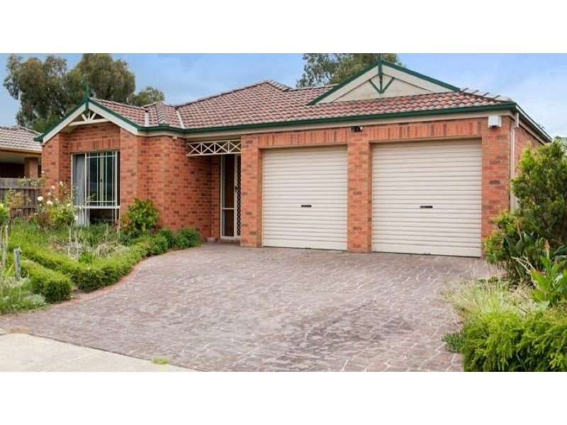 27 Bayport Drive, Langwarrin VIC 3910