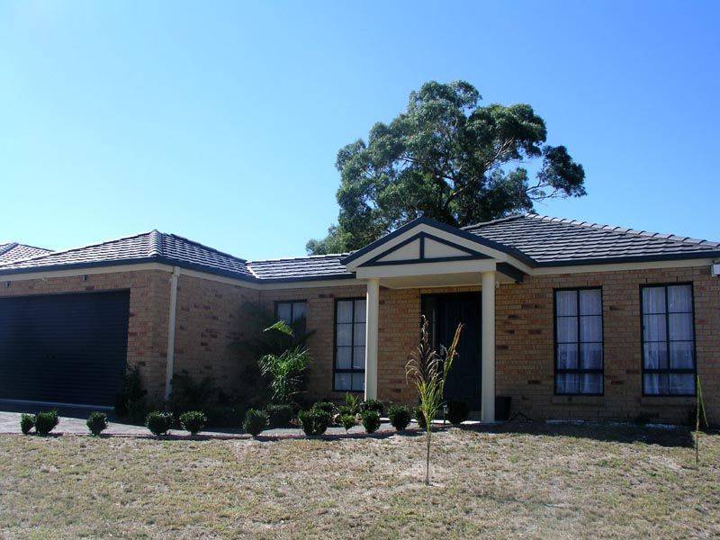21 Clancy Crescent, Carrum Downs VIC 3201