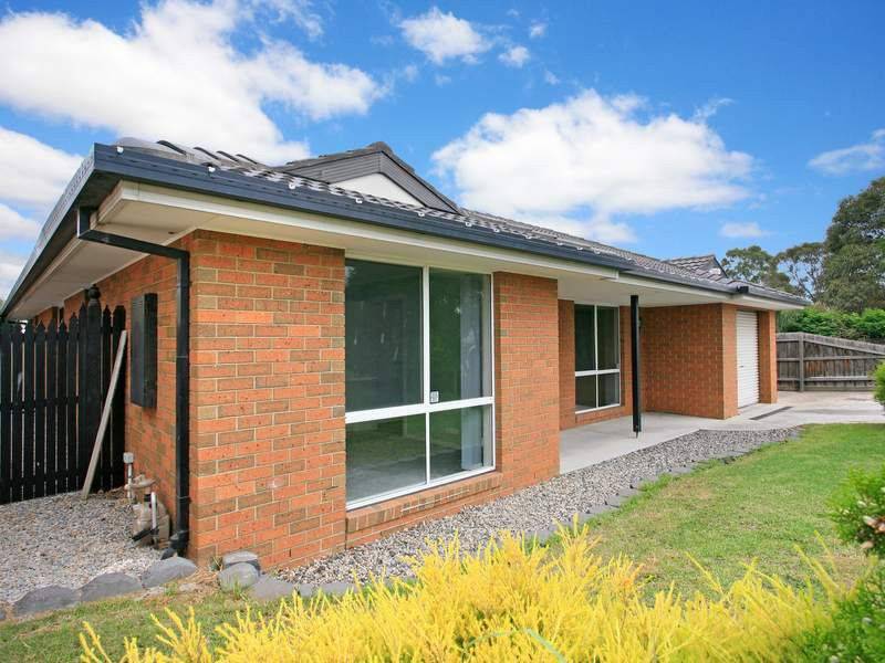 82 Broderick Road, Carrum Downs VIC 3201