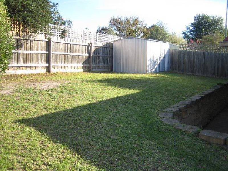 15 Dairy Place, Skye VIC 3977