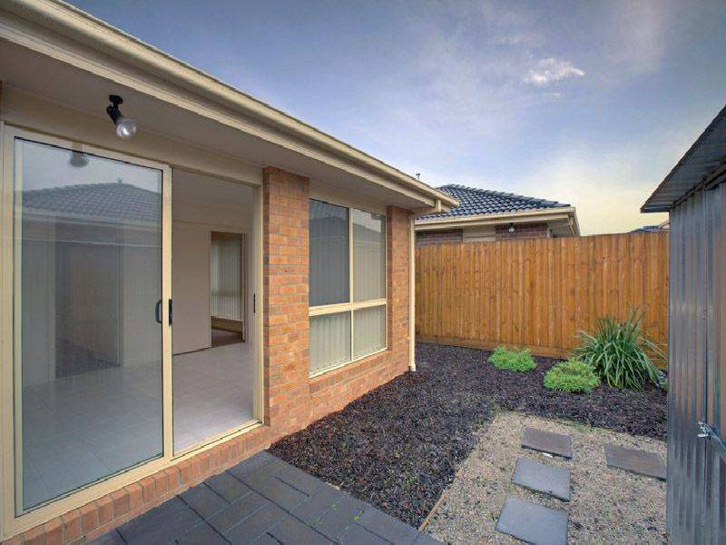 Skye VIC 3977