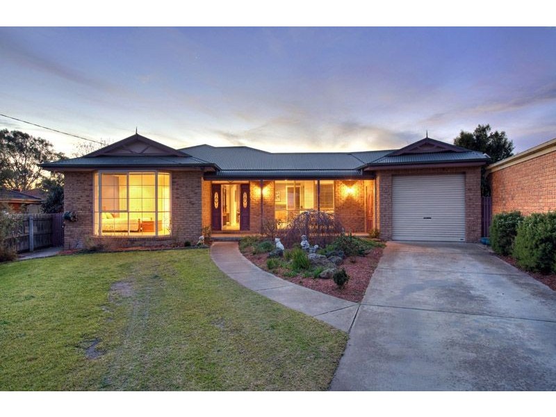 9 Arthur Court, Skye VIC 3977