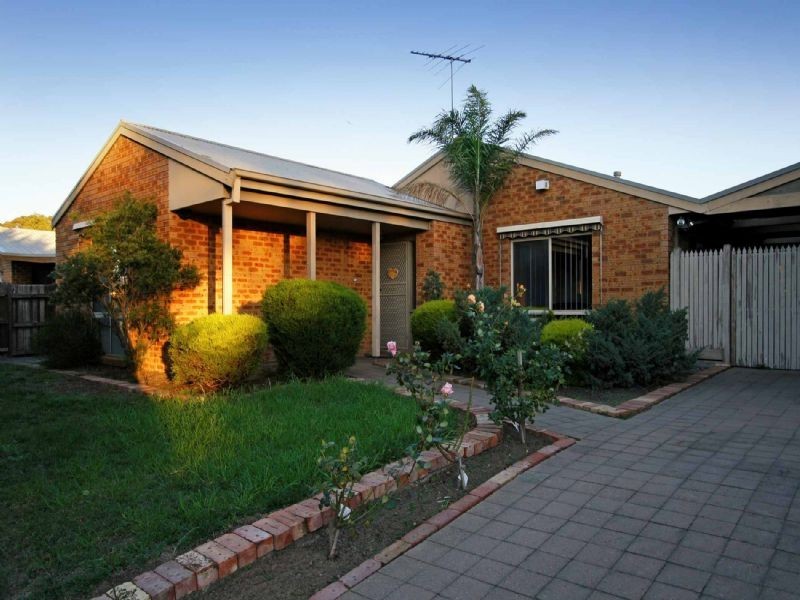 196 Hall Road, Carrum Downs VIC 3201