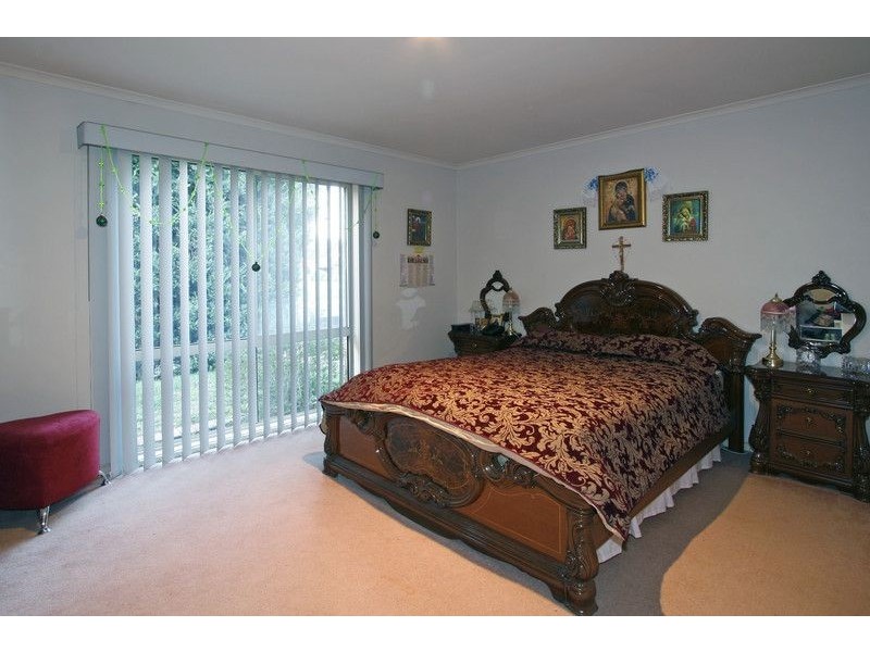 196 Hall Road, Carrum Downs VIC 3201