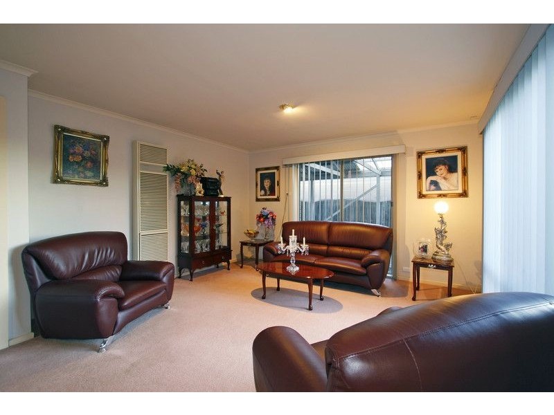 196 Hall Road, Carrum Downs VIC 3201