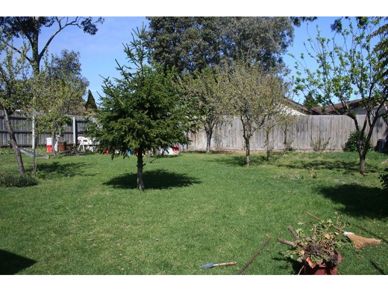 3 Fantail Court, Carrum Downs VIC 3201