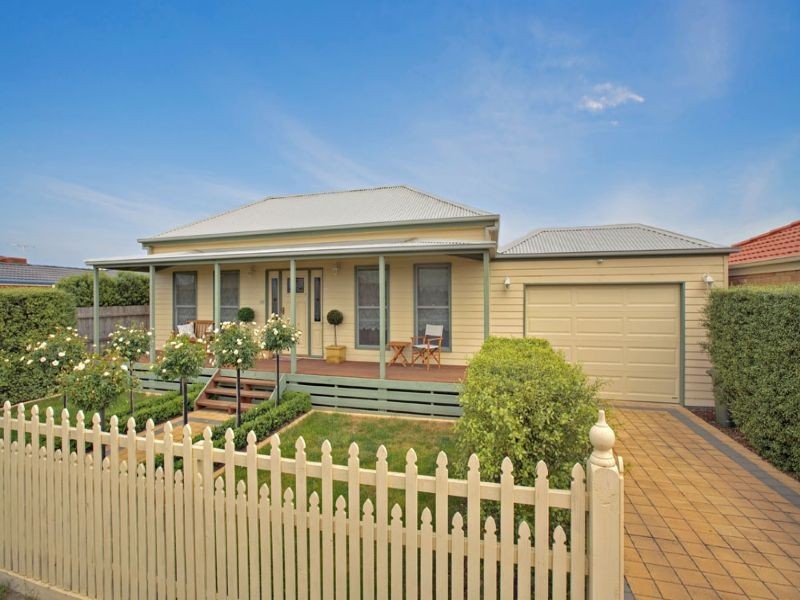 17 Jurang Way, Skye VIC 3977