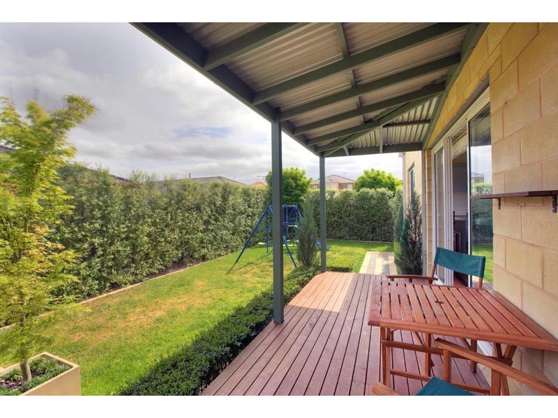 17 Jurang Way, Skye VIC 3977