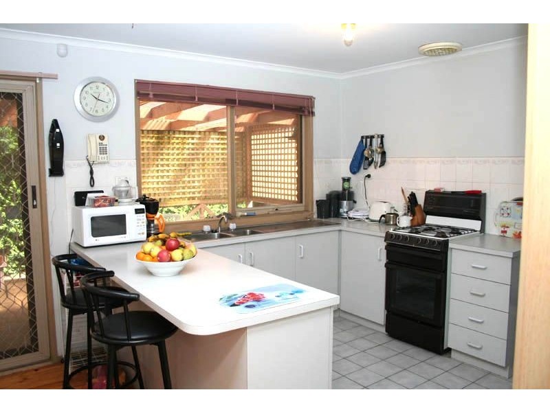 18 Allied Drive, Carrum Downs VIC 3201