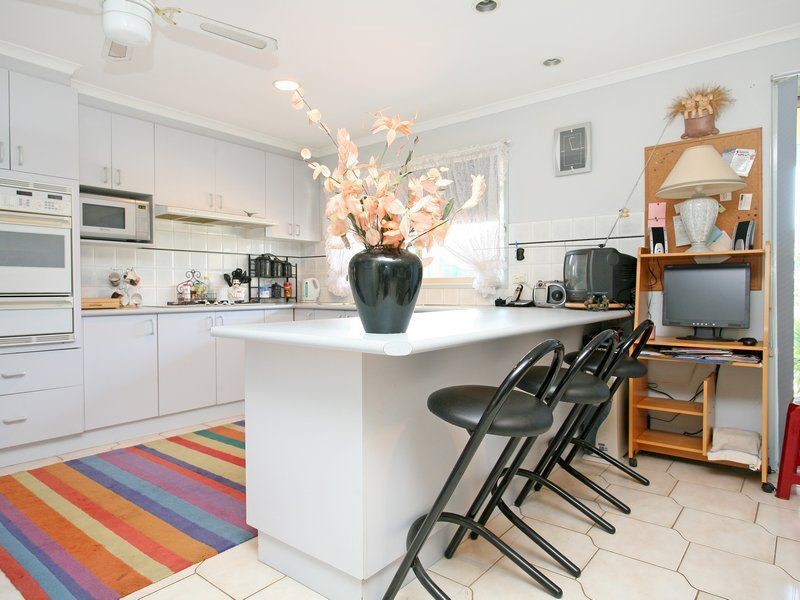 4 Moodie Court, Carrum Downs VIC 3201