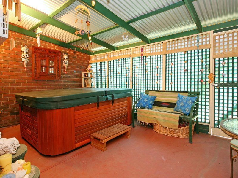 4 Moodie Court, Carrum Downs VIC 3201