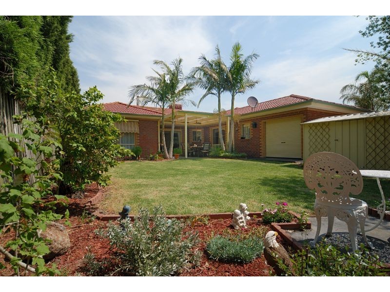 15 Helm Court, Carrum Downs VIC 3201