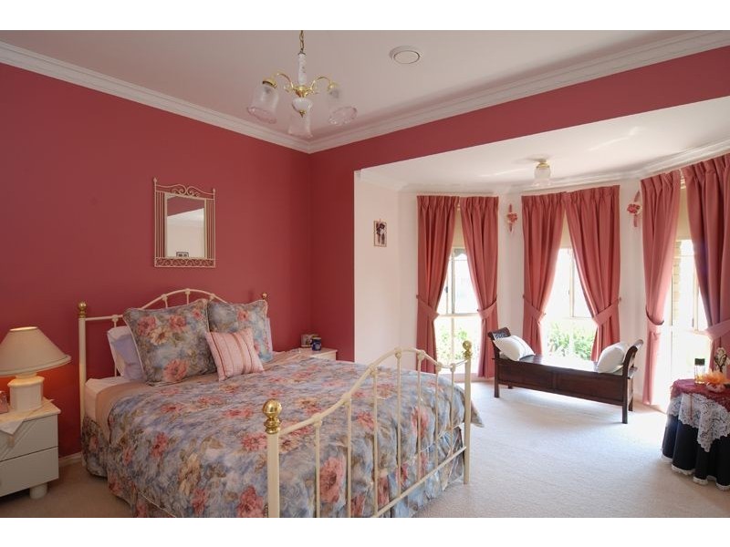 15 Helm Court, Carrum Downs VIC 3201