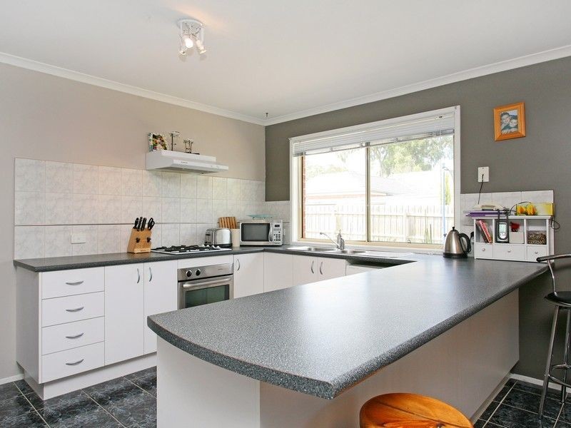 89 Oberon Drive, Carrum Downs VIC 3201
