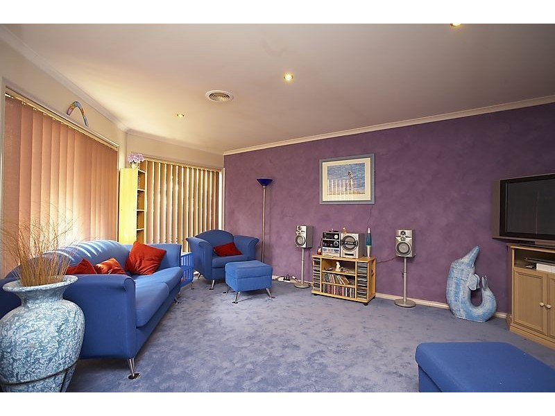 13 Ravenswood Court, Carrum Downs VIC 3201