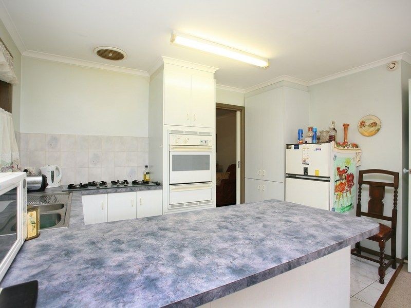 194 Hall Road, Carrum Downs VIC 3201