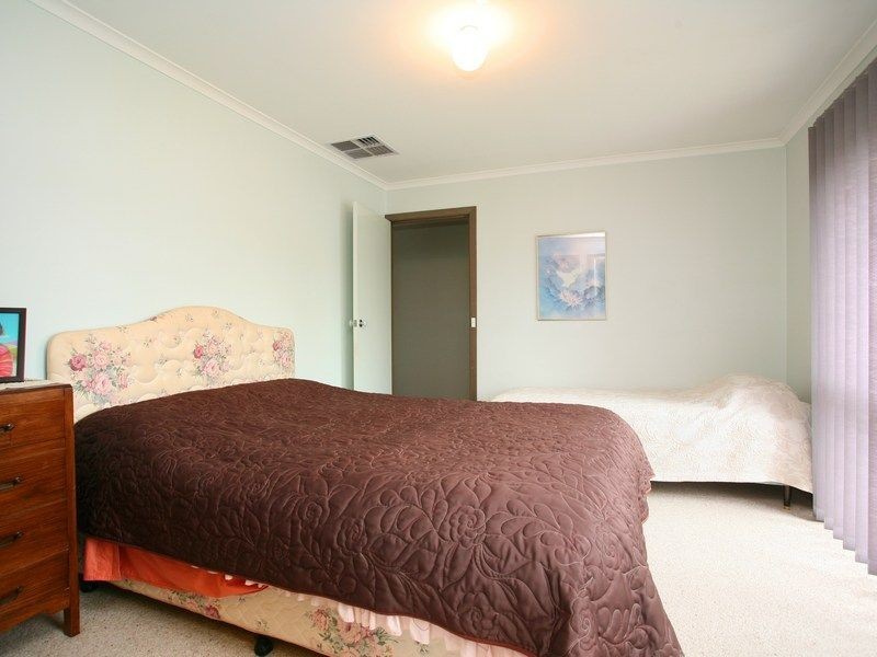 194 Hall Road, Carrum Downs VIC 3201