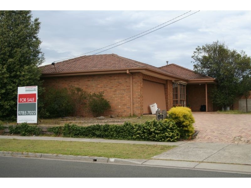 172 Lyrebird Drive, Carrum Downs VIC 3201