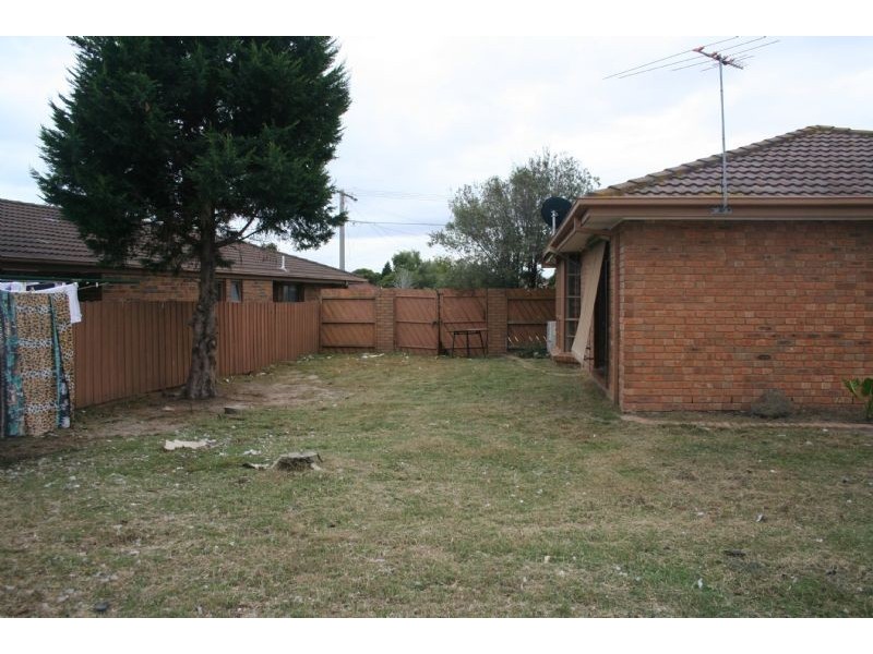 172 Lyrebird Drive, Carrum Downs VIC 3201