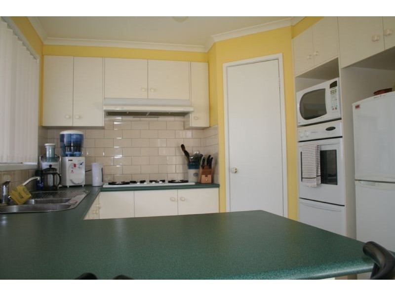 4 Elpara Place, Skye VIC 3977