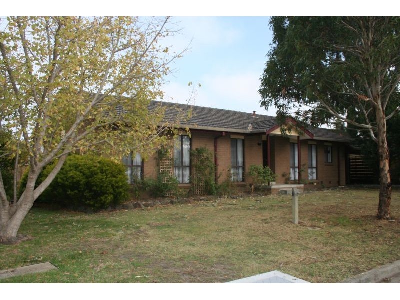 28 Quarrion Drive, Carrum Downs VIC 3201