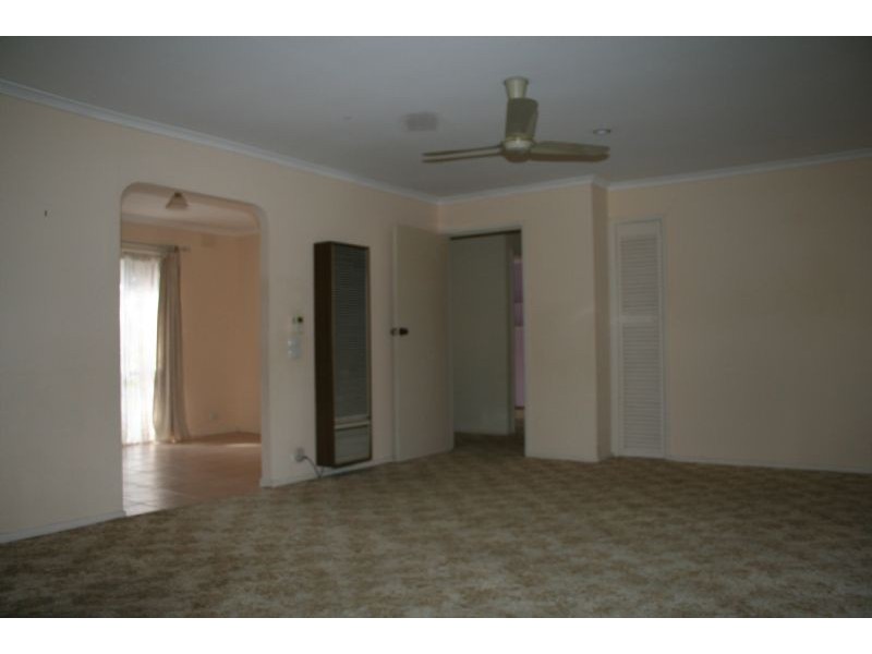 28 Quarrion Drive, Carrum Downs VIC 3201