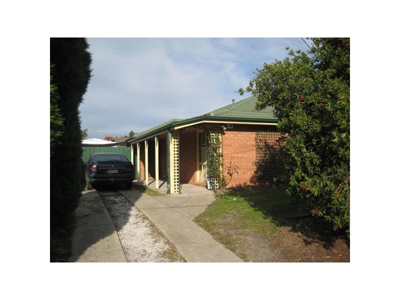 8 Juliana Drive, Carrum Downs VIC 3201