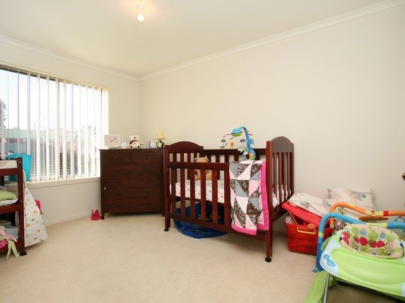 3 Captain Cook Close, Skye VIC 3977