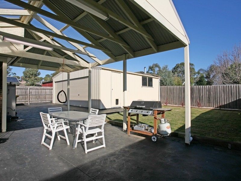 3 Captain Cook Close, Skye VIC 3977