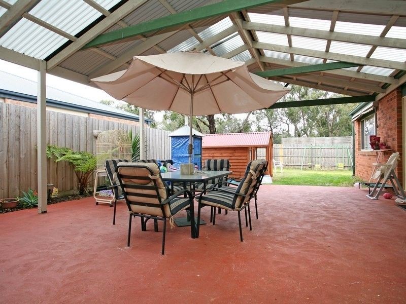 40 Lats Avenue, Carrum Downs VIC 3201