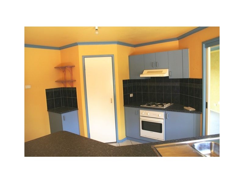 8 Beryl Court, Skye VIC 3977