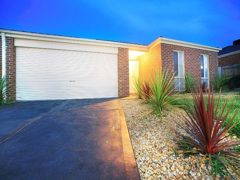 12 Arkley Close, Skye VIC 3977