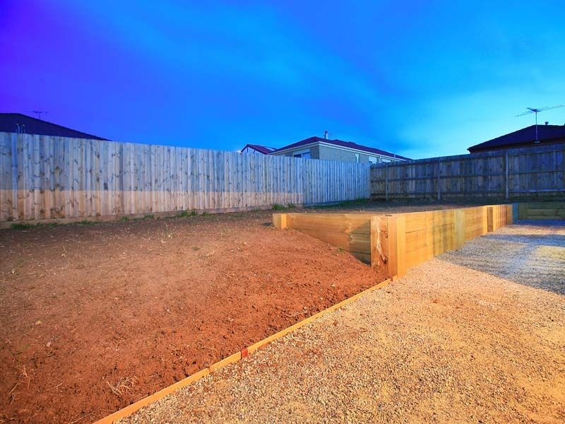 12 Arkley Close, Skye VIC 3977