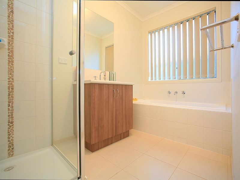 12 Arkley Close, Skye VIC 3977