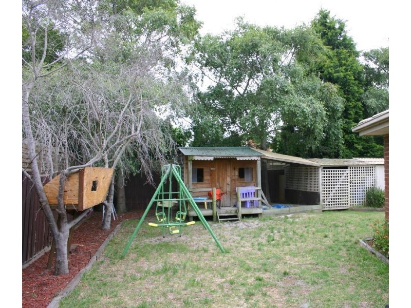 5 Deborah Court, Skye VIC 3977