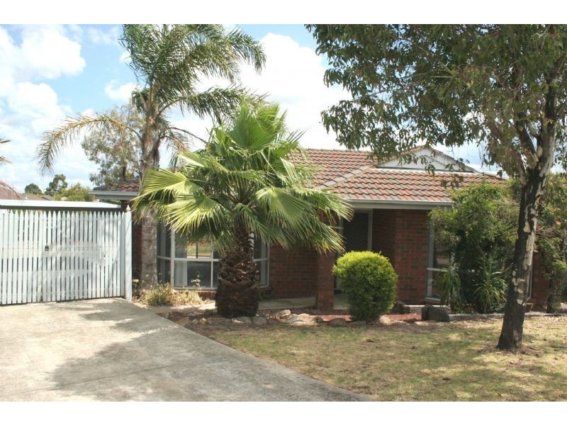 2 Tandarra Court, Carrum Downs VIC 3201