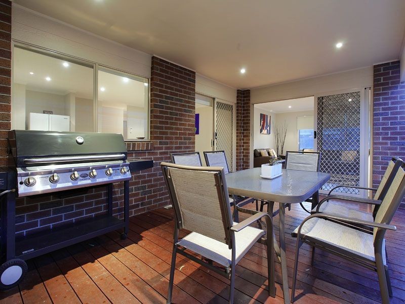 16 Narelle Court, Skye VIC 3977