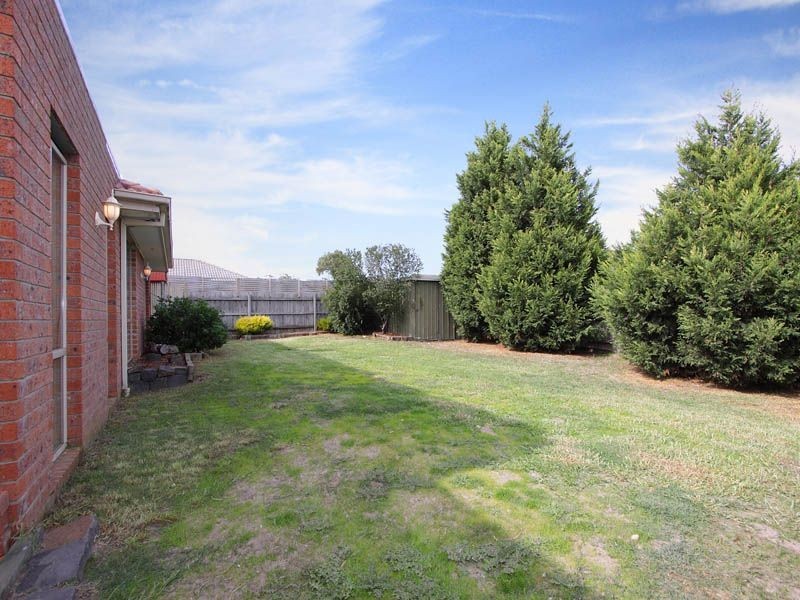 46 Oberon Drive, Carrum Downs VIC 3201