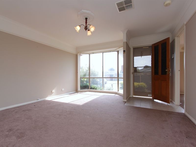 46 Oberon Drive, Carrum Downs VIC 3201