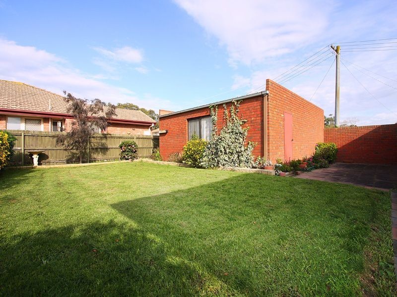 56 Luscombe Avenue, Carrum Downs VIC 3201